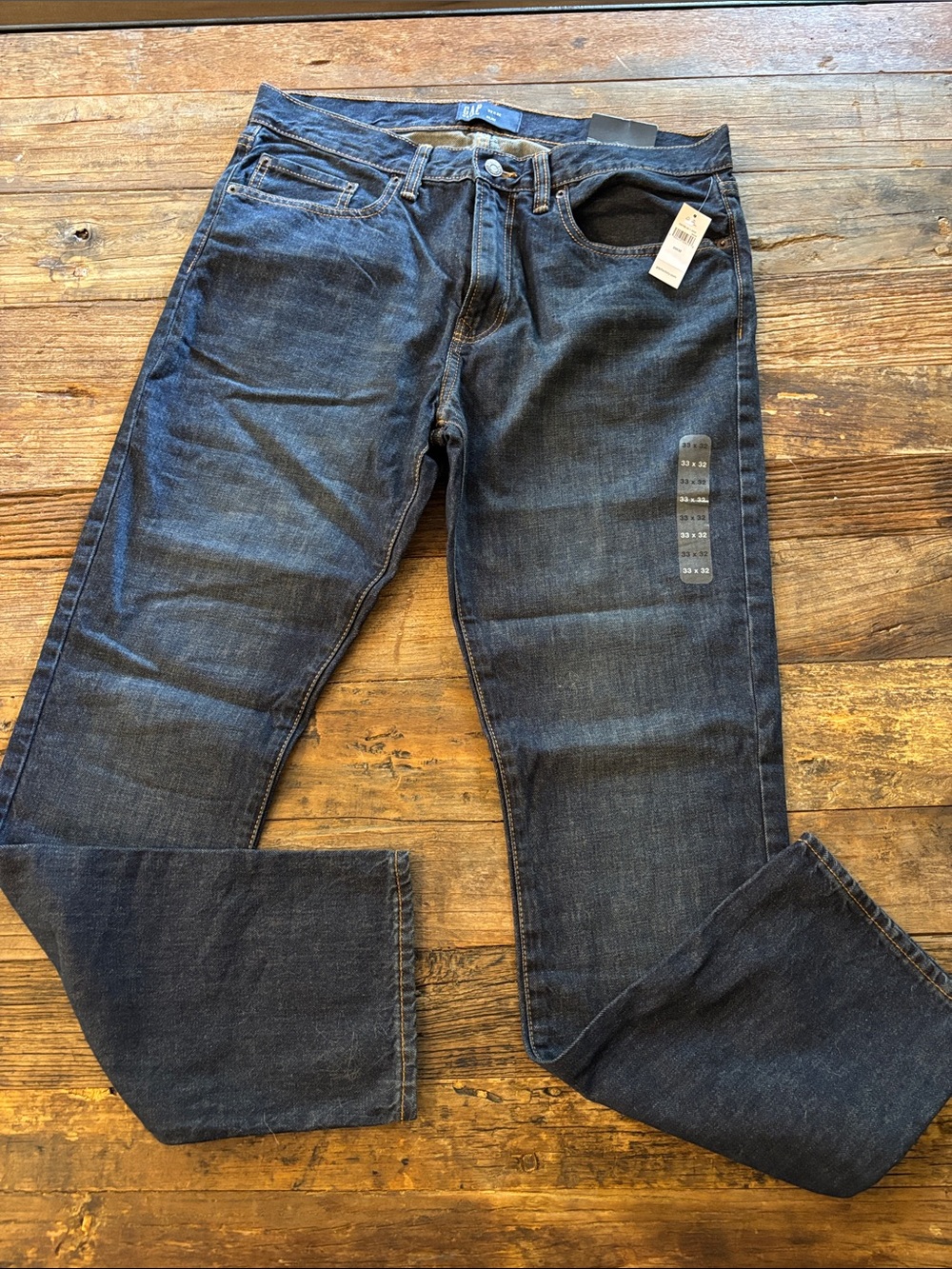 GAP Men's Straight Jeans in Indigo Wash